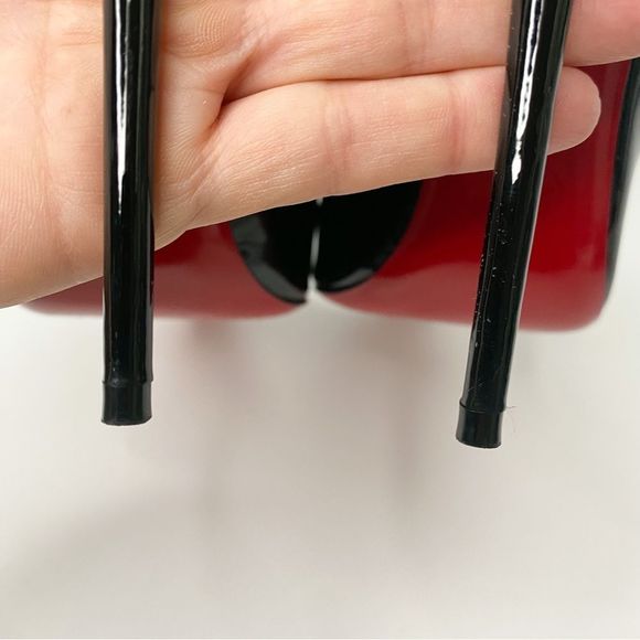 Christian Louboutin So Kate Patent Black 120mm Heels Authentic 38 - Picture 5 of 13
